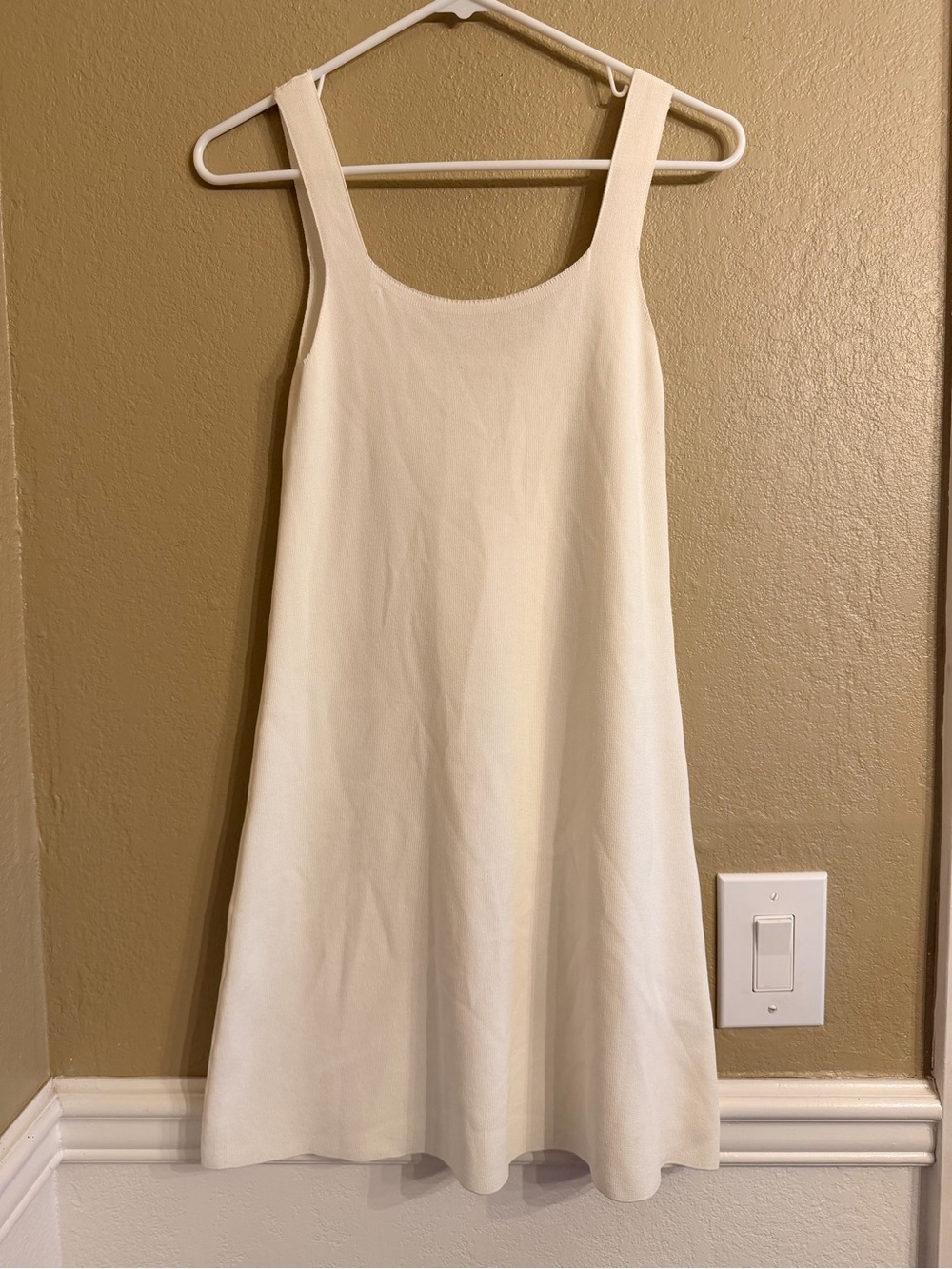 Lucca Classic cream sleeveless A-Line Dress